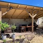 Voeroesdio House *