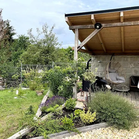 Voeroesdio House *