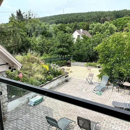 Voeroesdio House Szilvásvárad